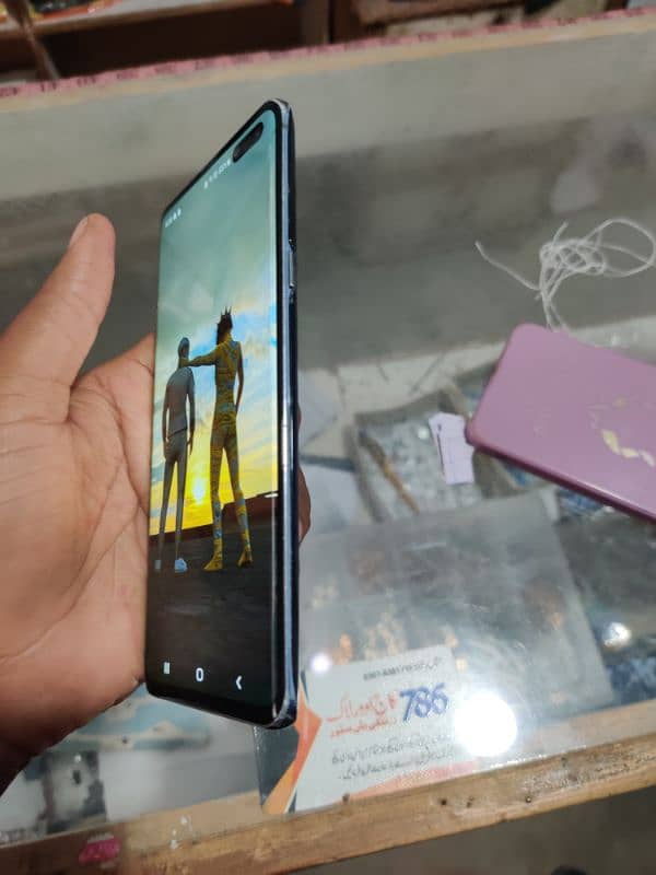 Samsung s10 Plus 5G. . . . 2