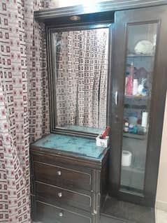 dressing table