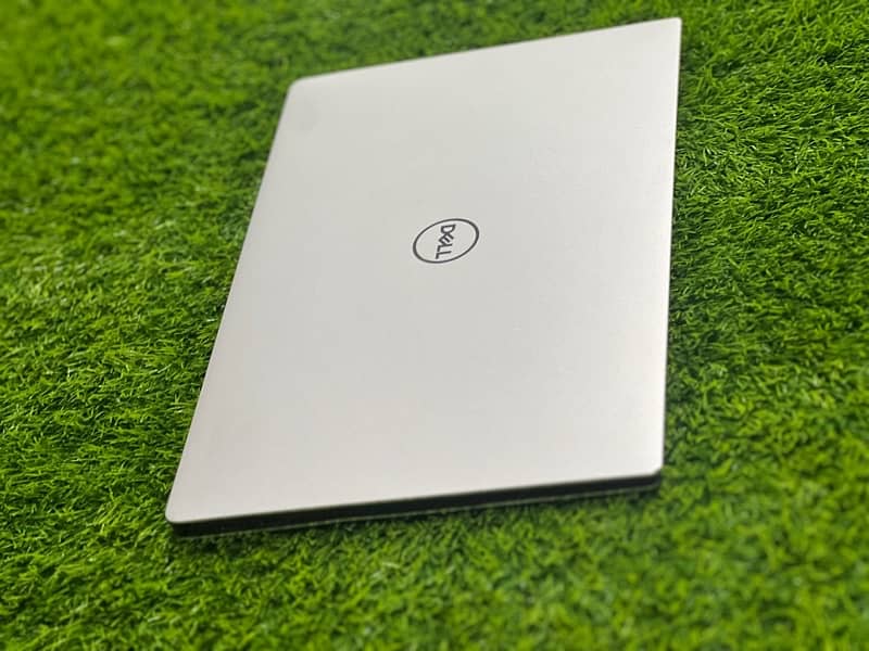 DELL XPS 13 9370 2