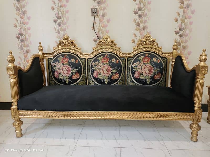 Beautiful Chinioti Sofa Set 6