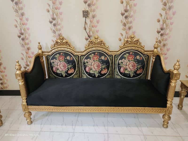 Beautiful Chinioti Sofa Set 8