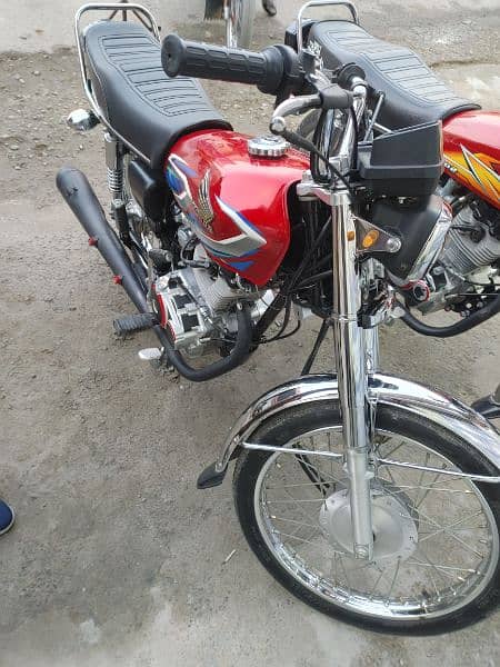 Honda cg 125 in lush condition 0