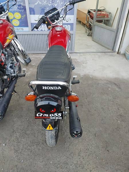 Honda cg 125 in lush condition 3