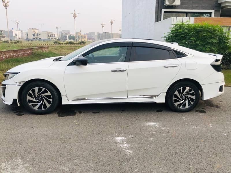 Honda Civic ug 2017 model 6