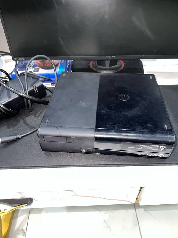 Xbox 360 Console Only! 1