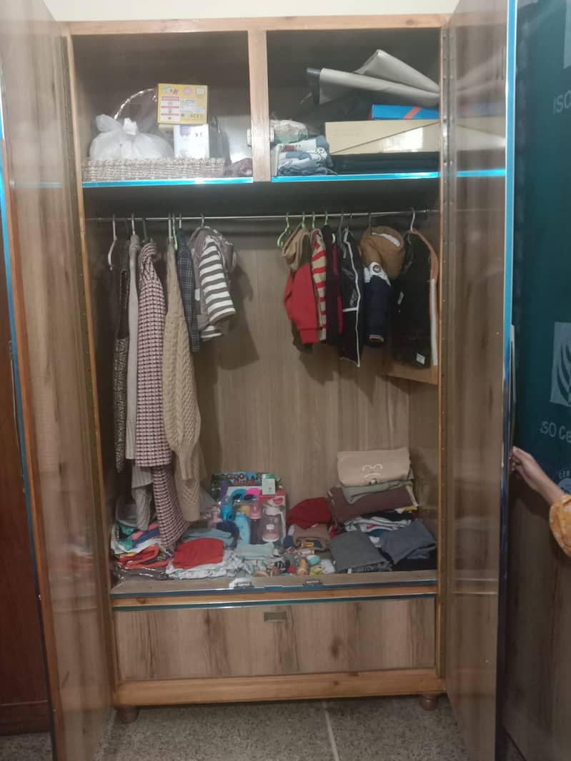 wardrobes/almari/wooden almari /double wardrode/4door/2door almari 1