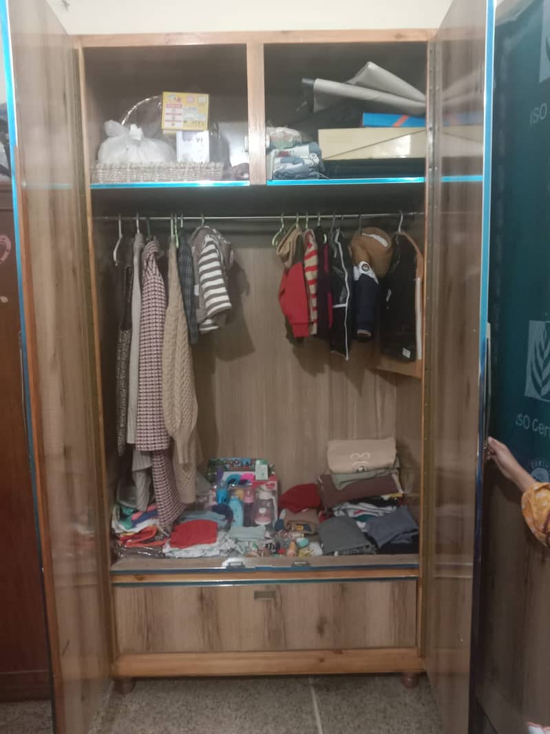 wardrobes/almari/wooden almari /double wardrode/4door/2door almari 2