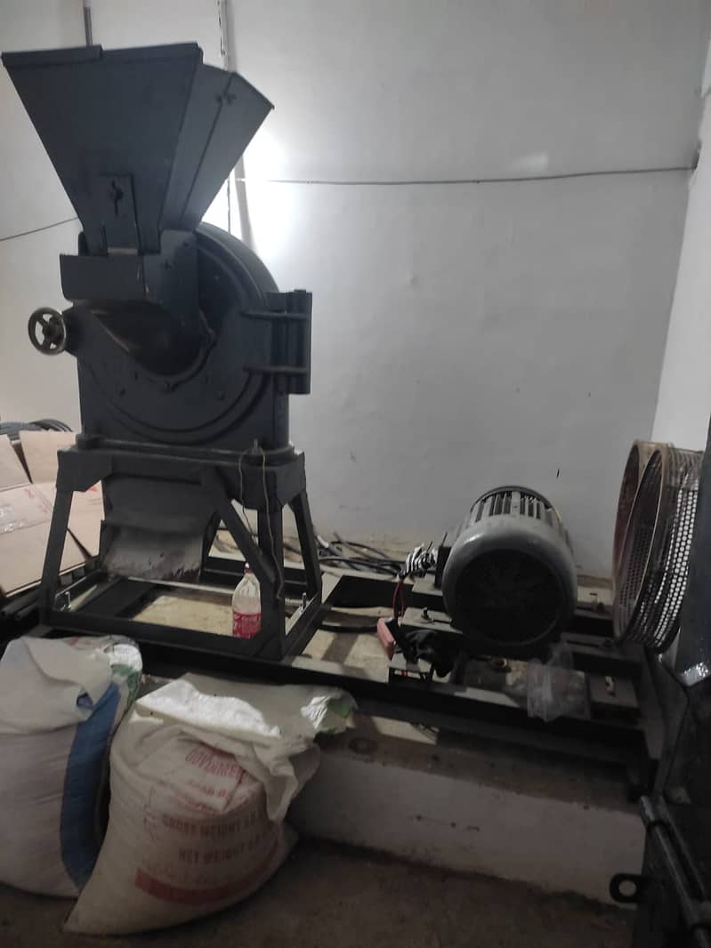 Atta chakki machine for Sale/Running Business for sale/Setup for sale 3