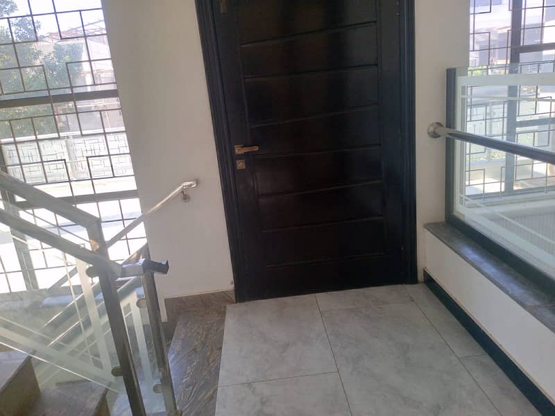 23 marla uppar portion for rent 2