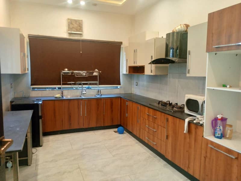 23 marla uppar portion for rent 10