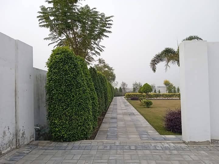 4 kanal form house for sale near New airport Islamabad 3