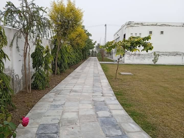 4 kanal form house for sale near New airport Islamabad 7