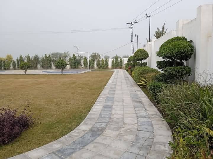 4 kanal form house for sale near New airport Islamabad 21