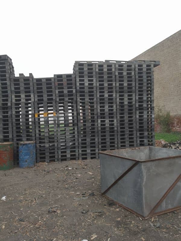 plastic pallets 5