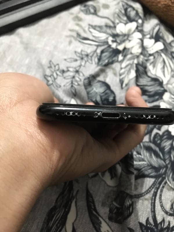 IPhone 7 … 128Gb . . Original panel and back 6