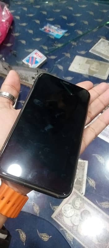 all ok  iPhone 11 condition 10/8 2