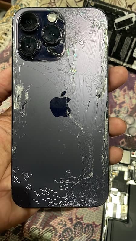 iphone 11 to 16pro max available 10/10  conditions for parts only 3