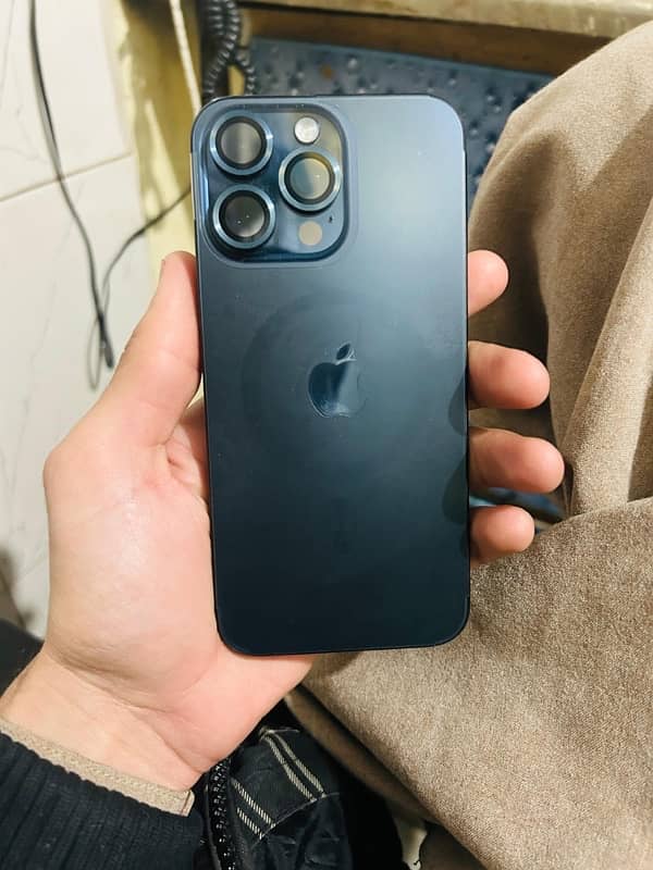 IPhone 15 pro max 256gb JV 3