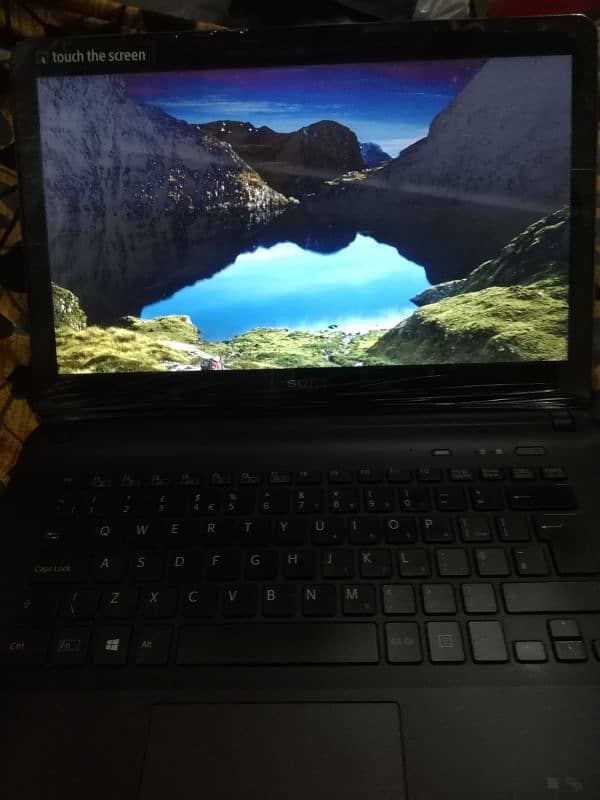 touch screen core i5 7 generation life time grante new condition 2