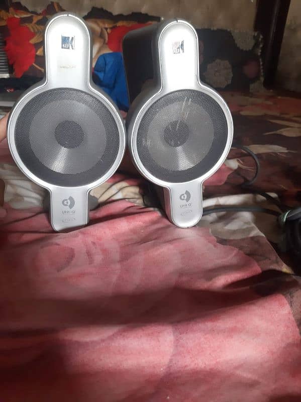 Kef / 100  home Thethar. 10 inch Baser         Bohar Acha Pices hy 3