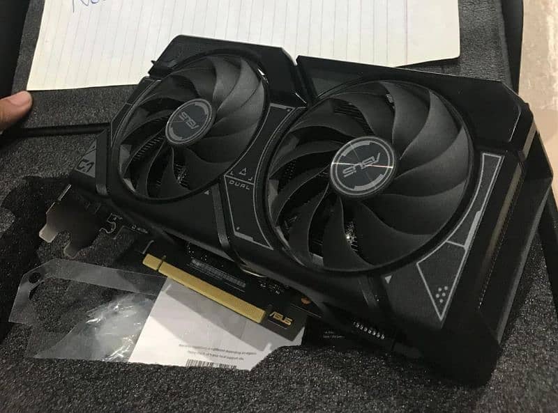 ASUS Dual GeForce RTX 4060ti OC edition 16GB 1