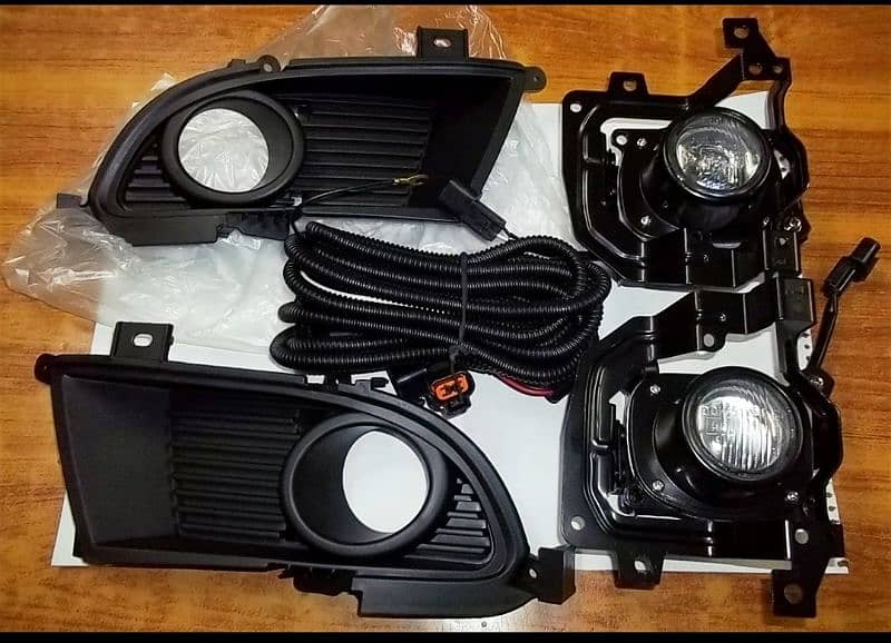 MITSUBISHI LANCER 2005 FOGLIGHTS SET NEW 2