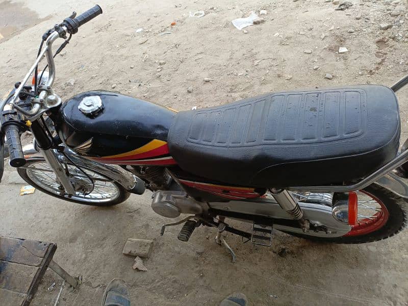 Honda 125 2010 model Karachi 6