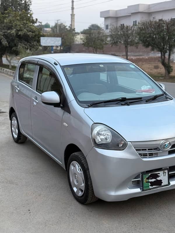 Daihatsu Mira 2014/2017 3