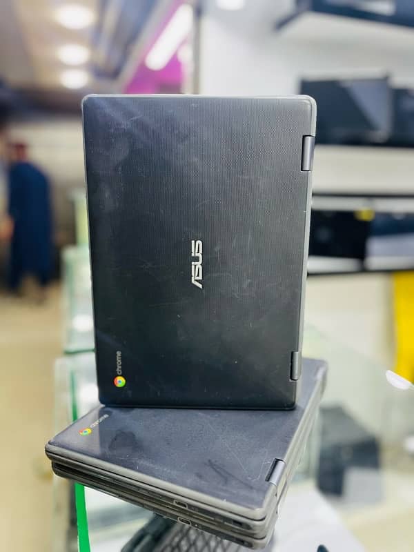 ASUS c214M Model 4 32 2