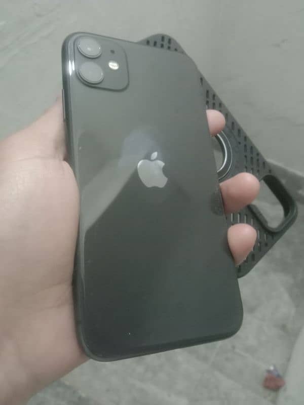 iPhone 11 64 gb pta approved dubai town lahore Rs 115000 1