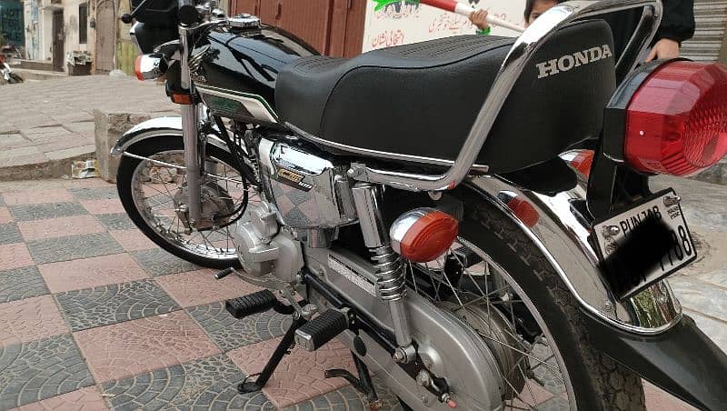 Honda 125 self start 1