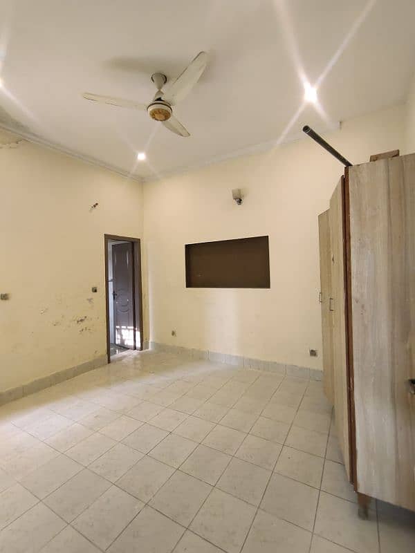 double storey corner house for rent available 13