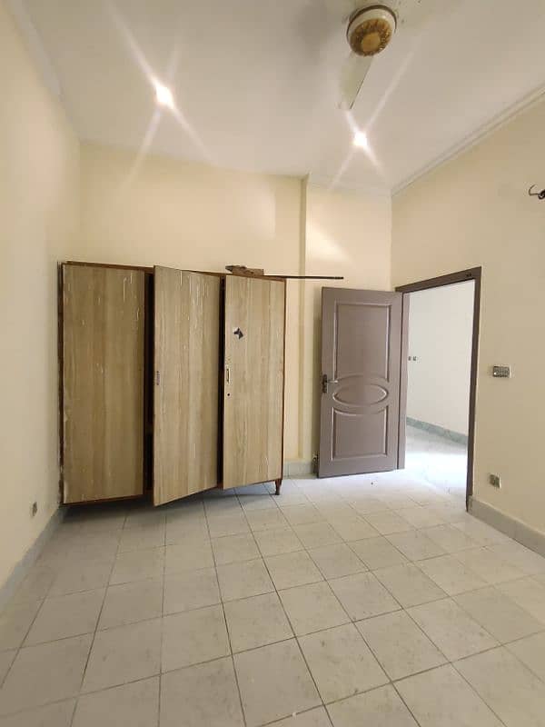 double storey corner house for rent available 15