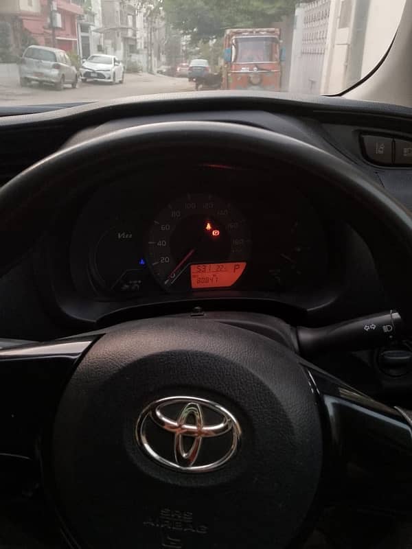 Toyota Vitz 2018 1