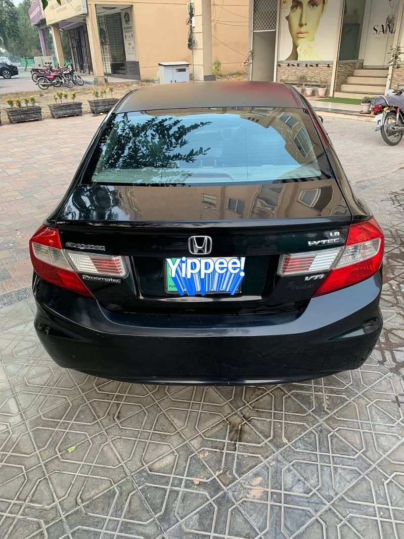 Honda Civic VTi Prosmatec 1.8 i-VTEC 2014 price  negotiable 5