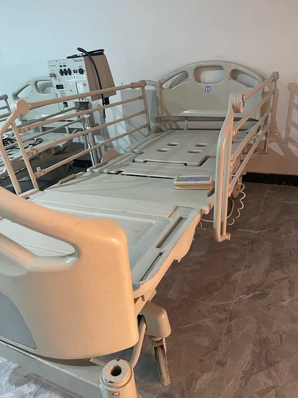 ICU Electric Bed, Ventilator, D-Feb, Patient Bed For Sale 8