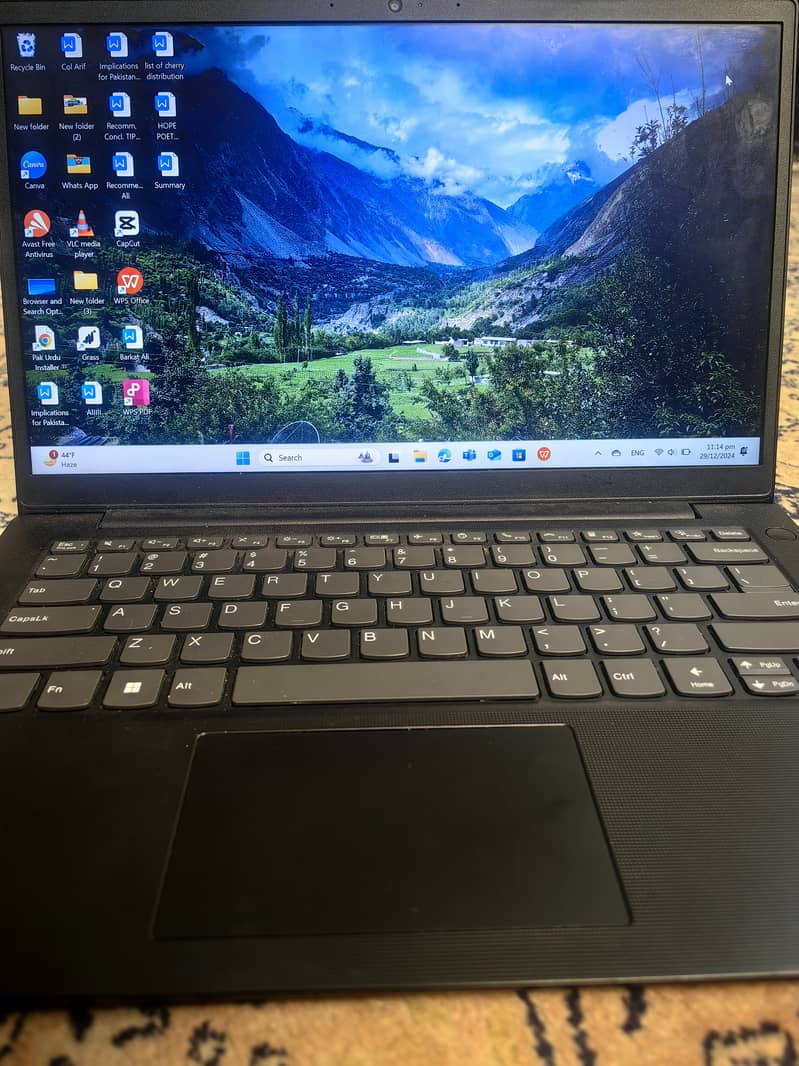 Lenovo laptop 1