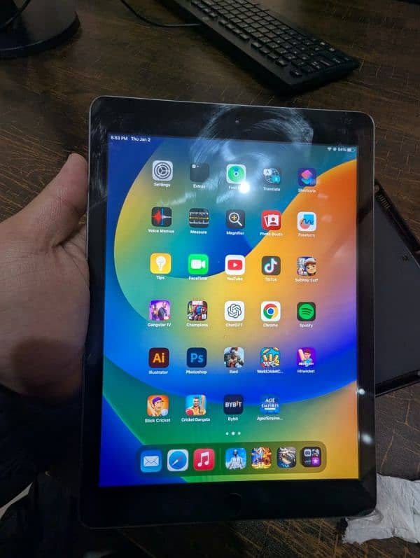 Apple iPad 5th Generation (128GB) 6