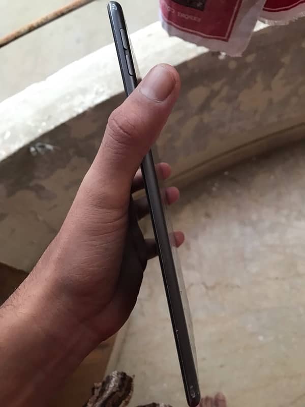 iPad mini 5 64 only touch glass change condition 8 10 fingerprint ok 6