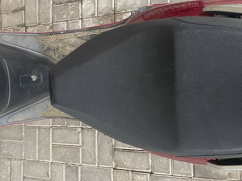 United 100CC Scooter 5