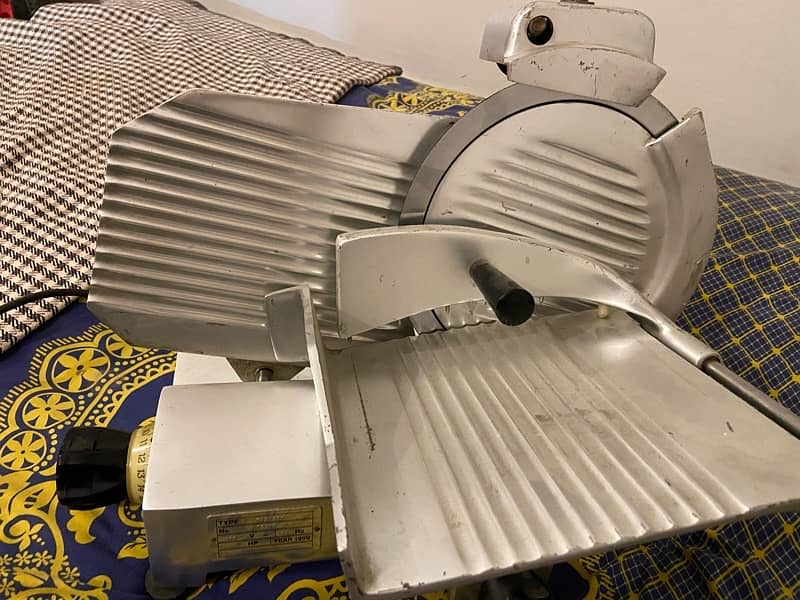 Fac S220 Meat Slicer 2