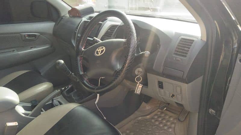 Toyota Hilux D-4D 2011 model 9