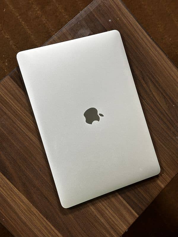 MacBook Pro M1 512 0