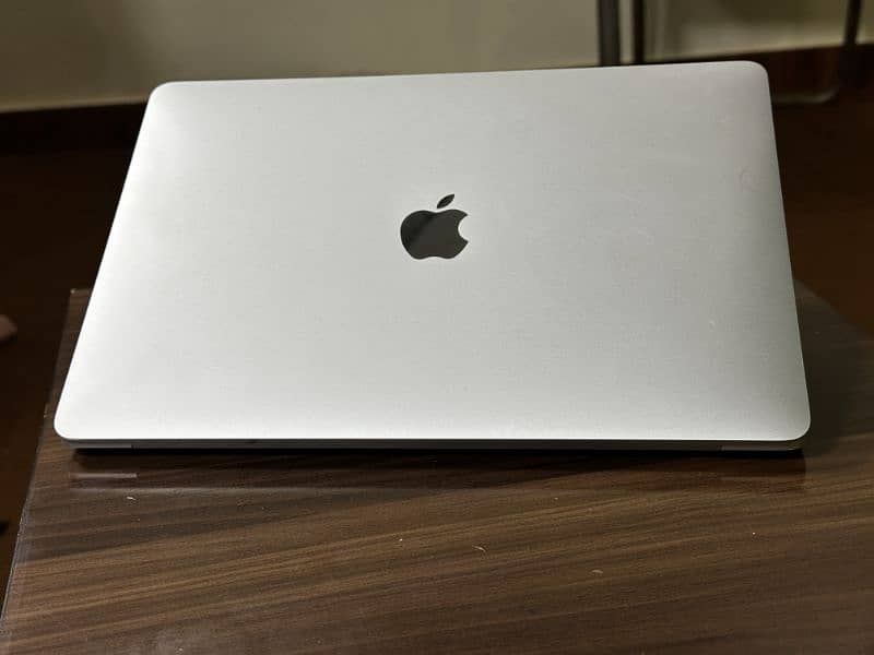 MacBook Pro M1 512 4