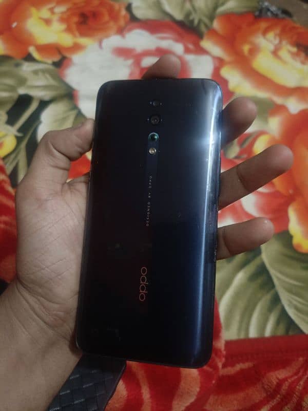 OPPO Reno z 8/256 0