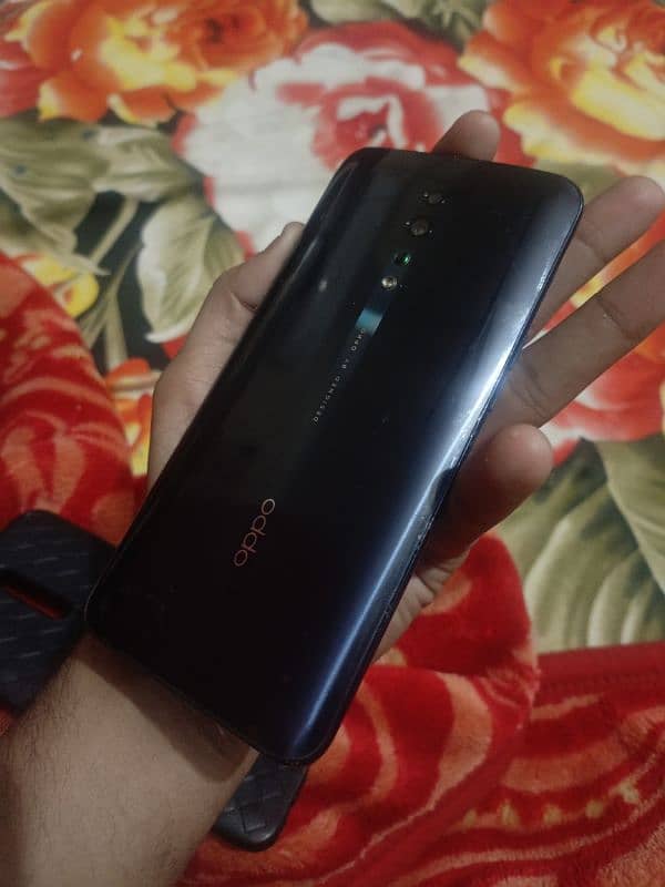 OPPO Reno z 8/256 3