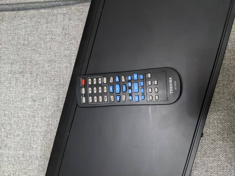 Toshiba DVD player 3