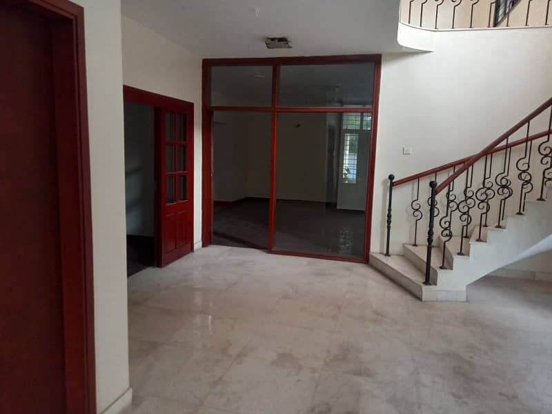 DHA PHASE 6 500 YARDS BUNGLOW FOR SALE 2