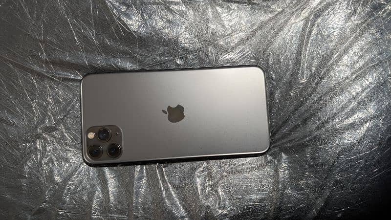 iPhone 11 Pro Max 64gb 1