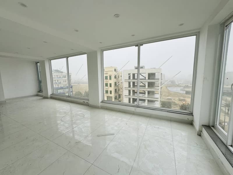 5 Marla Commercial 4th Floor For Rent Bahria Town Lahore 11